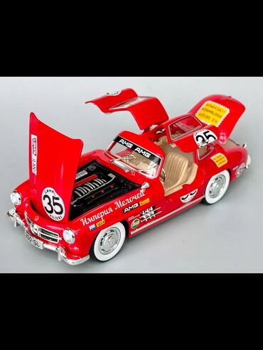 Avtomobil modelləri: Miqyaslı model avtomobil – 1:24 Xüsusiyyətlər: - Korpus: metal - — 6