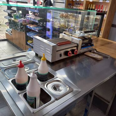 Другое оборудование для фастфудов: Хот дог станция Включает в себя: 1. Стол для приготовления хот