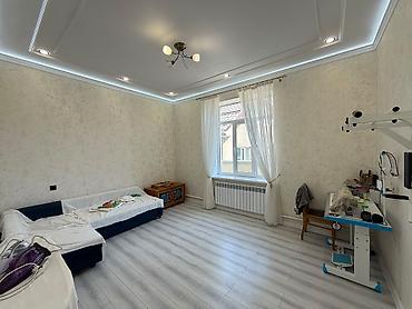 Продажа коттеджей и домов: 6 комнат и более, 270 м², 5 соток, Бишкек, Арча-Бешик ж/м Риэлтор at lalafo.kg — 13 Продажа коттеджей и домов: 6 комнат и более, 270 м², 5 соток, Бишкек, Арча-Бешик ж/м Риэлтор — 13