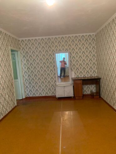 1 комнатная квартира бишкек купить: 1 комната, 32 м², 104 серия, 2 этаж, Старый ремонт