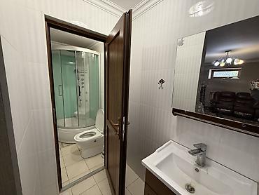 Долгосрочная аренда домов: 350 м², 6 комнат и более, Ак-Кеме — 24