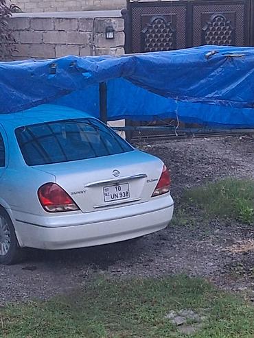 hyundai i30 oluxanası: Nissan Sunny: 1.6 l | 2007 il Sedan — 4