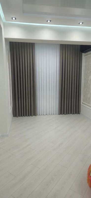 Pərdə və tüllər: Qəşəng pərdələr otağa zəriflik qatır. Ağ tül pərdələr işığı yumşaq — 16