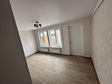 помещение для одежды: 6 комнат и более, 100 м², 7 соток, Кант, Собственник — 10