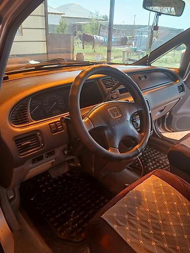 ручной клад: Honda Shuttle: 2000 г., 2.3 л, Бензин, Минивэн — 7