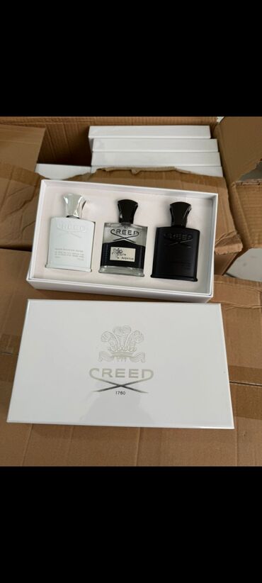 Ətriyyat: Victoria’s Secret Bombshell və Chanel mini ətir dəstləri.kompanya — 7