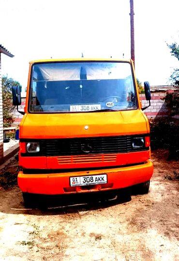 гигани: Легкий грузовик, Mercedes-Benz, Стандарт, 3 т, Б/у