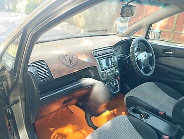 step wgn: Honda Stream: 2002 г., 1.7 л, Автомат, Бензин, Минивэн — 10