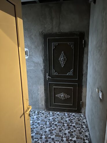 Kirayə torpaq sahələri: 6 sot Tikinti, İşıq, Kanalizasiya, Qaz — 16