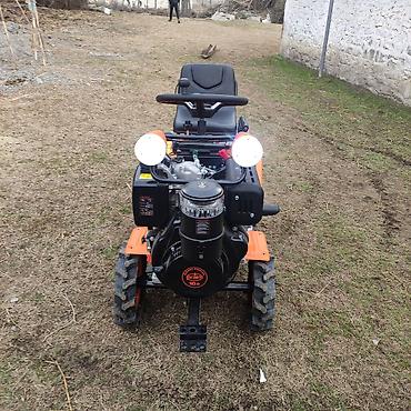 Traktorlar: Traktor 20 at gücü, motor 10 l — 3