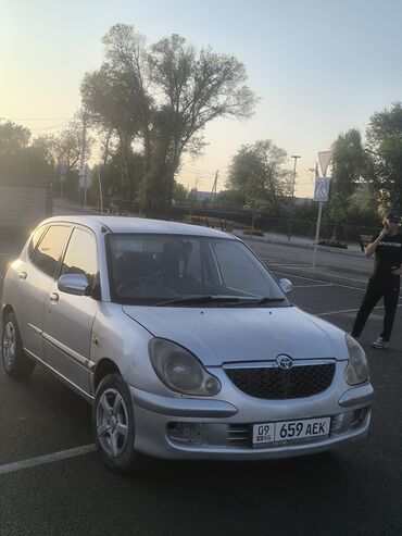 Toyota: Toyota Дуэт: 2003 г., 1 л, Автомат, Бензиновая, Хэтчбэк — 8
