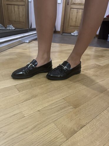 Мокасины и лоферы: Лоферы, 39, Massimo Dutti, Б/у, цвет - Черный, Самовывоз — 9