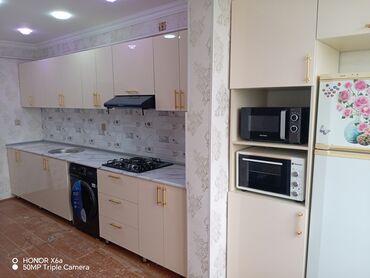 ev mebel: Sifarişlə mətbəx dəsti, Özü çəkən petlələr, Mat laminat, Kredit var, Pulsuz çatdırılma