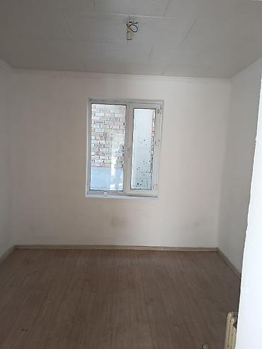 Үйлөрдү ижарага берүү: 90 м², 4 бөлмө, Үй-бүлөлүүлөргө — 9