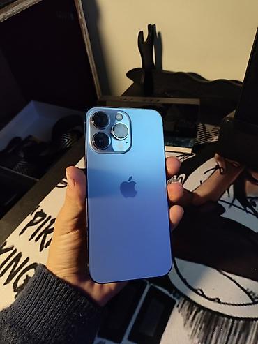 Apple iPhone: IPhone 13 Pro, Б/у, 256 ГБ, Sierra Blue, Чехол — 1