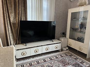 Qonaq otağı dəstləri: Zövqlü interyer üçün ağ rəngdə mebel dəsti - Yemək masası və 8 ədəd — 3