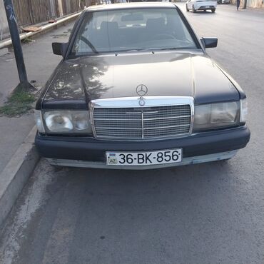 Mercedes-Benz: Mercedes-Benz 190 (W201) sedan - Kuzov: 4 qapılı sedan, qara rəng -