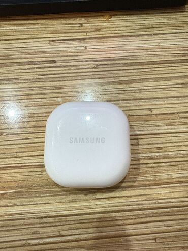 honor earbuds 2 lite qiymeti: İşlənmiş Simsiz (Bluetooth) Qulaqcıqlar, Samsung, rəng - Ağ
