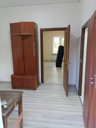 панарама дом: 30 кв. м, 1 бөлмө, Унаа токтотуучу жай, Забор, тосулган