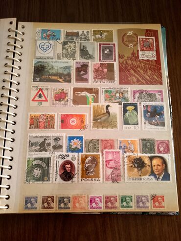 Numizmatika i filatelija: Album velikog formata sa više od 1000 maraka i nekoliko blokova — 9