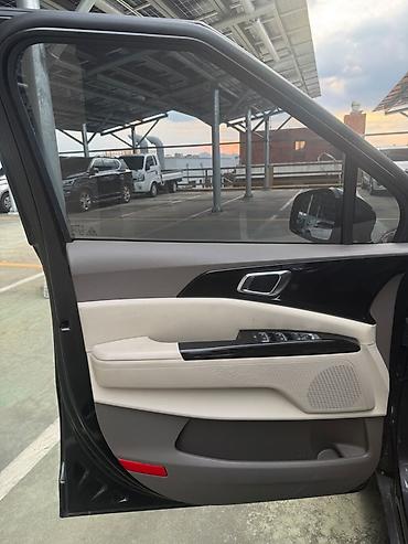 Kia: Kia Carnival: 2020 г., Минивэн — 14