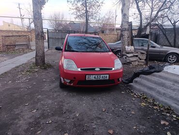 Ford: Ford Fiesta: 2002 г., 1.6 л, Механика, Бензин, Хэтчбэк