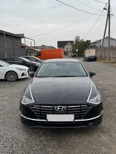 мерседес c class: Hyundai Sonata: 2021 г., 2 л, Автомат, Газ, Седан