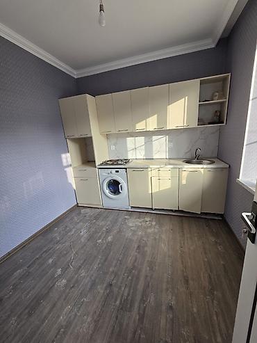 Həyət evləri və villaların satışı: Satılır: həyət evi - Tərtibat: Bir mərtəbəli, ayrıca həyəti olan — 7