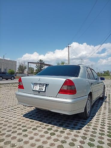 w210 2 2: Mercedes-Benz C-Class: 1995 г., 2 л, Автомат, Бензин, Седан — 3