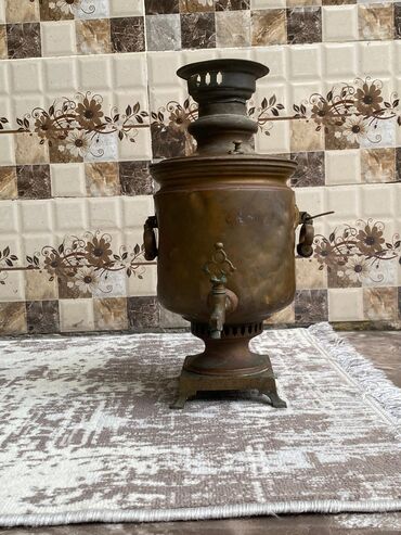 əl mikseri: İşlənmiş Od Samovar, 10 l, Ünvandan götürmə