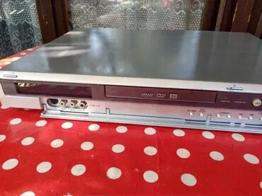 DVD i Blu-ray plejeri: Sony RDR-HX710 – DVD i snimač sa Hard diskom (160 GB) Sony RDR-HX727– — 2
