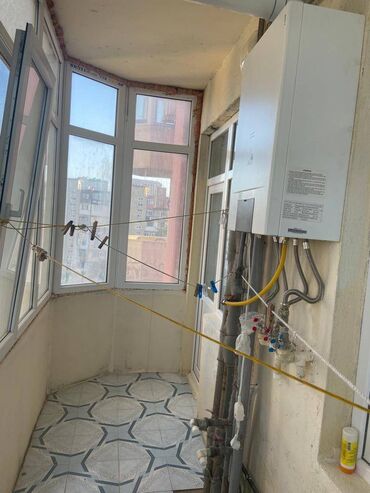 Uzunmüddətli kirayə mənzillər: Nəsimi rayonu, 4 mkr,Nəsimi metrosuna yaxındır. Mənzərəsi Heydər — 10