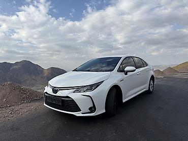 королев: Toyota Corolla: 2022 г., 1.8 л, Вариатор, Гибрид, Седан — 1