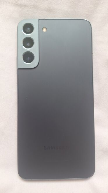 телефон реплика: Samsung Galaxy S22 Plus, Колдонулган, 256 ГБ, түсү - Кара, 1 SIM, eSIM