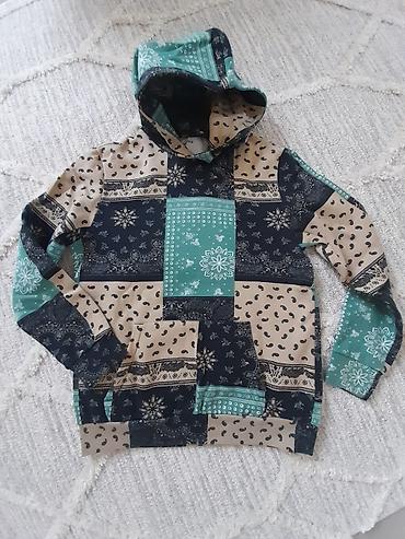 Svitşot, Bershka, M, rəng - Yaşıl lalafo.az -da Svitşot, Bershka, M, rəng - Yaşıl