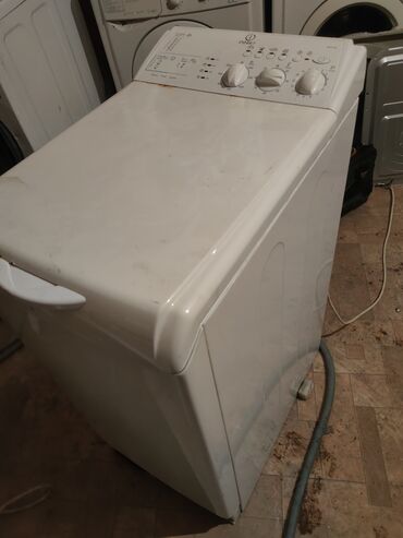 ремонт бытовых швейных машин: Кир жуучу машина Indesit, Колдонулган, Автомат, 6 кг чейин, Компакттуу
