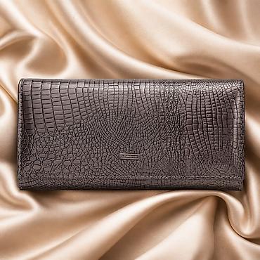 pederusa: Elegantni ženski novčanik Lorenti - Materijal: reljefna koža sa — 1