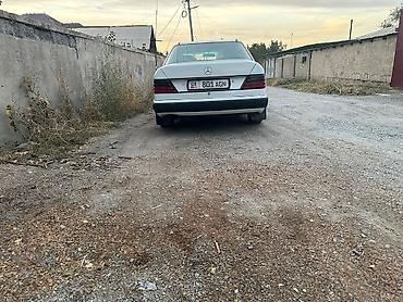мерс e220: Mercedes-Benz E-Class: 1985 г., Седан — 4