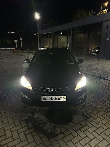 kia sonet: Hyundai Solaris: 2014 г., 1.6 л, Механика, Бензин, Седан — 10