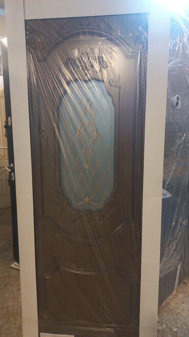 Otaq qapıları: Ağ rəngdə, klassik üslubda qapı. Panellərlə işlənmiş dizaynı otağa -da lalafo.az — 7 Otaq qapıları: Ağ rəngdə, klassik üslubda qapı. Panellərlə işlənmiş dizaynı otağa — 7