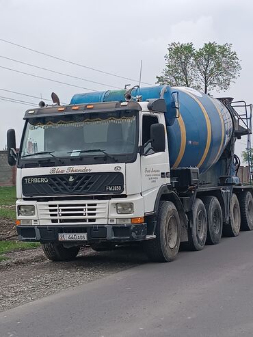 вольво тягачь: Бетономешалка, Volvo, 1999 г., более 14 м3