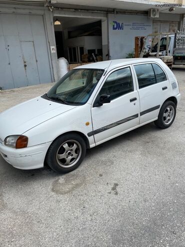 Toyota: Toyota Starlet: 1.3 l. | 1999 έ. Χάτσμπακ — 2