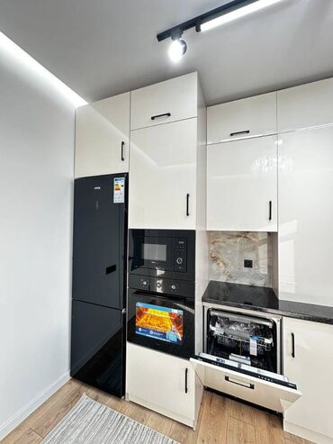 Долгосрочная аренда квартир: 3 комнаты, 100 м², Элитка, 6 этаж, Дизайнерский ремонт