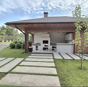 600 м², 6 комнат и более, Киргизия 1 at lalafo.kg 600 м², 6 комнат и более, Киргизия 1