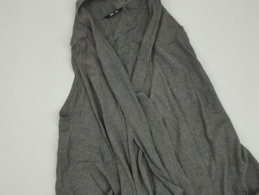 Capes: Cape M (EU 38), condition - Good