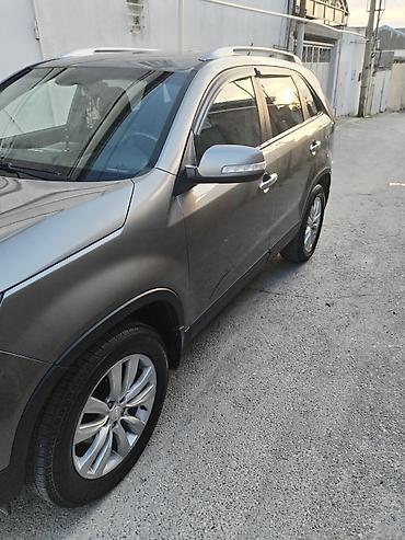 kia s: Kia Sorento: 2 l | 2010 il Ofrouder/SUV — 5