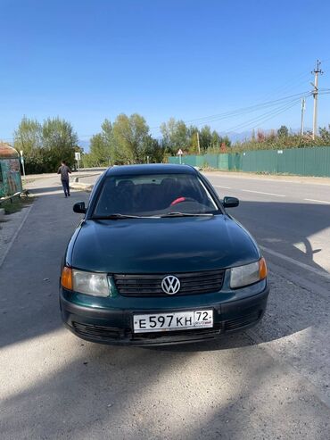 кооператив авто: Volkswagen Passat: 1998 г., 1.8 л, Механика, Бензин, Седан