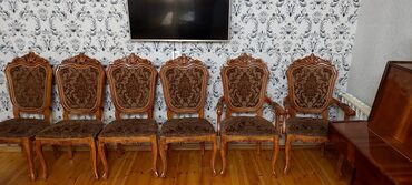 стол стул для кухни: Для гостиной, Б/у, Нескладной, цвет - Бордовый Стул