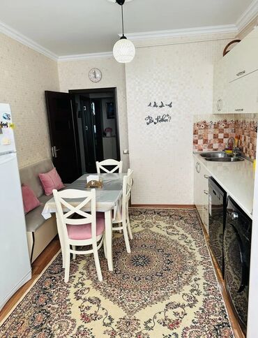 xacmaz evlər: Ceyranbatan, 3 otaqlı, Köhnə tikili, 72 kv. m