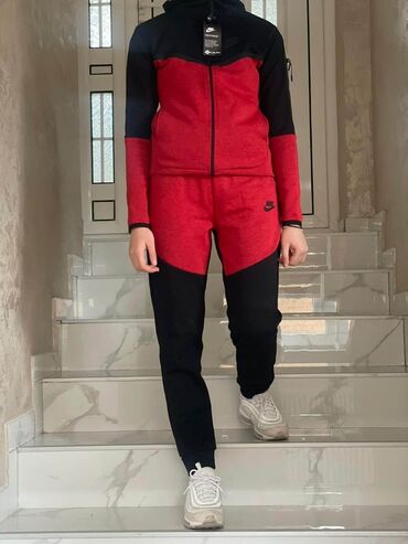 Gornji i donji deo: S-Xl. L — 17